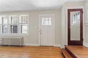 2006 Locust St, Pittsburgh, PA 15218 - Photo 7