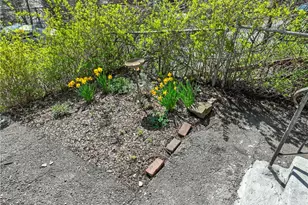 2006 Locust St, Pittsburgh, PA 15218 - Photo 27