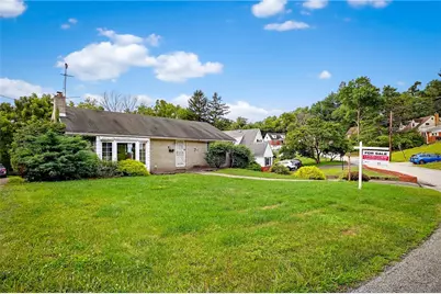 29 Barton Dr, Pittsburgh, PA 15221 - Photo 3