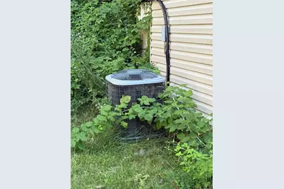 1328 Diana St, Spring Hill, PA 15212 - Photo 13