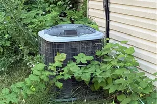 1328 Diana St, Spring Hill, PA 15212 - Photo 13