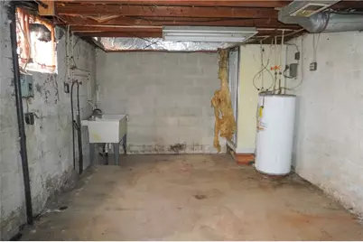 920 Collinsburg Road, Rostraver, PA 15089 - Photo 17