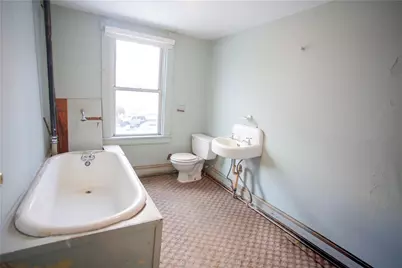 1612 Harrison Ave, Jeannette, PA 15644 - Photo 15