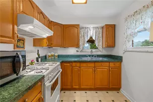 3491 Brickley Dr, Pittsburgh, PA 15227 - Photo 7