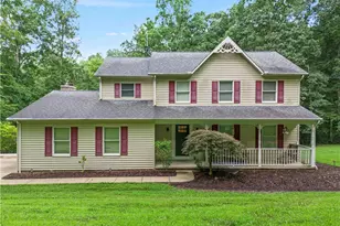 221 Urquhart Rd, North Bethlehem, PA 15360 - Photo 1