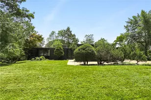 30 Highland Dr, Pittsburgh, PA 15202 - Photo 1