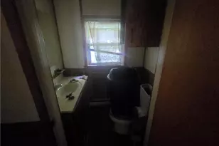 40 W 4th St, Oil City, PA 16301 - Photo 5