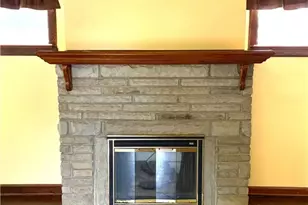 1017 Forest Ave, Ross Twp, PA 15202 - Photo 9