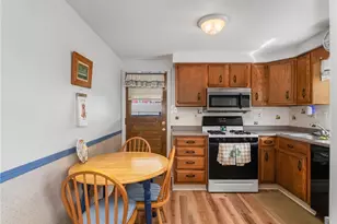 419 Susanna Ct, Pittsburgh, PA 15207 - Photo 9