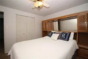 2883 Amy Dr, South Park, PA 15129 - Photo 13