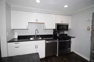 2883 Amy Dr, South Park, PA 15129 - Photo 11