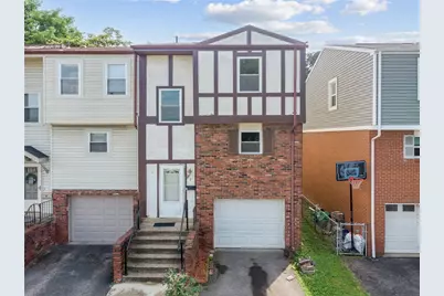 7 McKinley Sq, Coraopolis, PA 15108 - Photo 1