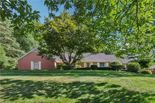 2584 Blossom Ln, Neshannock Township, PA 16105 - Photo 1