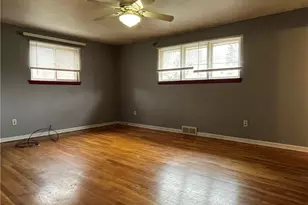 472 Amherst Ave, Moon/Crescent Twp, PA 15108 - Photo 21