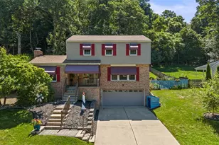 222 Ligonier Ln, Pittsburgh, PA 15068 - Photo 1