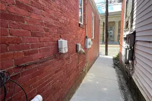 226 S 5th St, Jeannette, PA 15644 - Photo 33