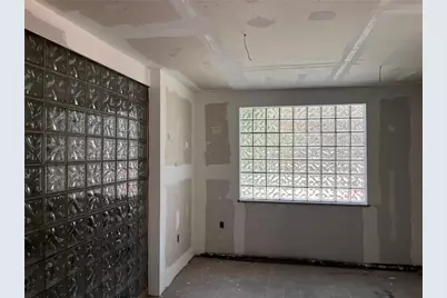 226 S Fifth Street, Jeannette, PA 15644 - Photo 25