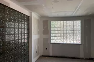 226 S 5th St, Jeannette, PA 15644 - Photo 25