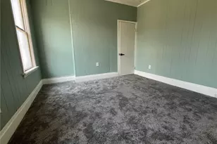 226 S 5th St, Jeannette, PA 15644 - Photo 15