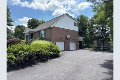 200 Bethany Drive, Hempfield Township, PA 15601 - Photo 3