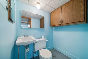 820 Maplewood Dr, Pittsburgh, PA 15234 - Photo 17