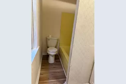 305 Moore Ave, Pittsburgh, PA 15210 - Photo 23