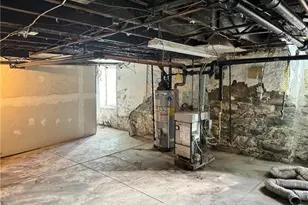 305 Moore Ave, Pittsburgh, PA 15210 - Photo 31