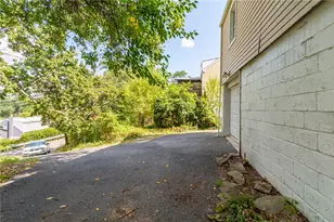 314 Fort Couch Rd, Pittsburgh, PA 15241 - Photo 23