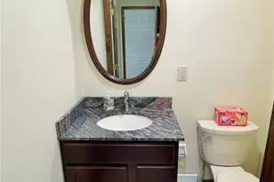 208 Mccartney Dr, Moon/Crescent Twp, PA 15108 - Photo 15