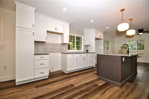 7914 Hemlock St, Ross Twp, PA 15237 - Photo 11