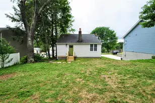 7914 Hemlock St, Ross Twp, PA 15237 - Photo 3