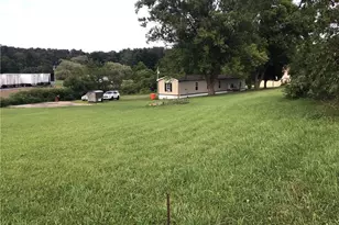 4053 Pioneer Lake Rd, Montgomery-Grant, PA 15724 - Photo 5