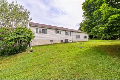 111 Razza Rd, Derry Township, PA 15671 - Photo 11