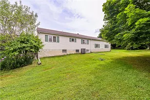 111 Razza Rd, Derry Township, PA 15671 - Photo 11