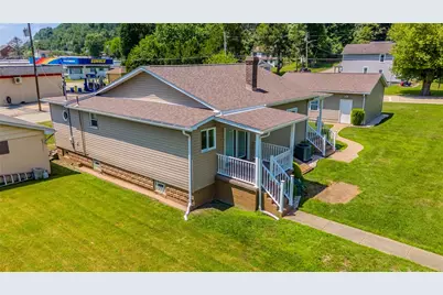 612 Elm St, Stockdale, PA 15483 - Photo 9