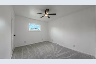 612 Elm St, Stockdale, PA 15483 - Photo 21