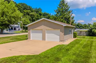 612 Elm St, Stockdale, PA 15483 - Photo 5