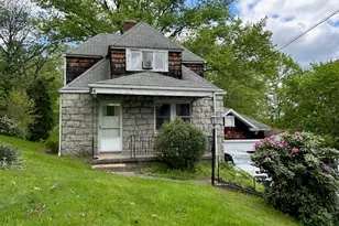 4159 Wallace Rd, Hampton, PA 15101 - Photo 1