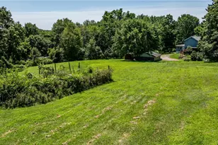 105 Snyder Ln, Buffalo Township, PA 16055 - Photo 5