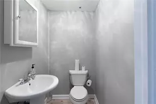 1910 Overland Ct, Pittsburgh, PA 15101 - Photo 33