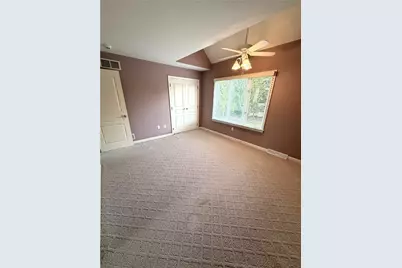 2644 Carriage House Dr, Hampton, PA 15101 - Photo 29