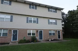 298 Bellford Ct, Cranberry Township, PA 16066 - Photo 1