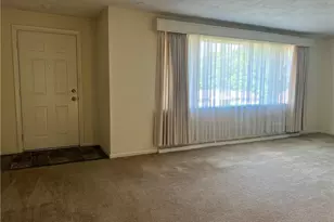 2971 Melvin Dr, Neshannock Township, PA 16105 - Photo 7