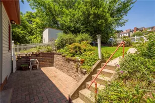 147 Laughlin Ave, Pittsburgh, PA 15210 - Photo 23