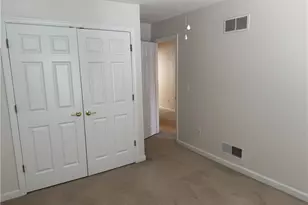 523 E Vanderbilt Ct, Adams Township, PA 16046 - Photo 27