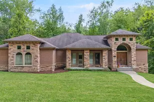 912 Field Club Rd, Pittsburgh, PA 15238 - Photo 1