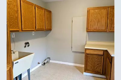 4115 Brownsville Rd, South Park, PA 15129 - Photo 15