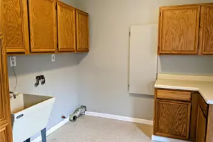 4115 Brownsville Rd, South Park, PA 15129 - Photo 15