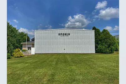 2975 New Butler Road, Shenango Township, PA 16101 - Photo 1