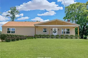 1467 Savannah Rd, Shenango Township, PA 16101 - Photo 1